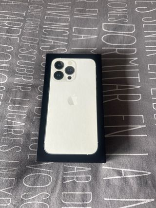 iPhone 13 Pro Bianco 128GB, con custodia in regalo.