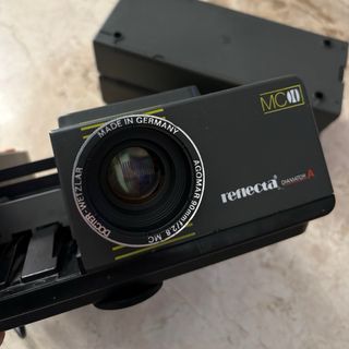 Proyector de diapositivas Reflecta.