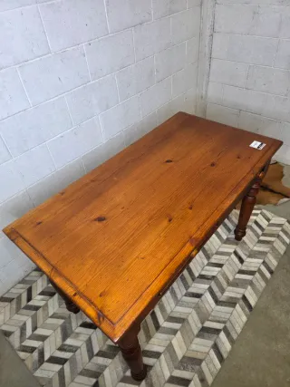 Escritorio torneado pino macizo diseño montaña