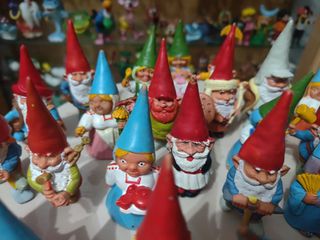 Lote 25 figuras goma pvc años 80 David El Gnomo