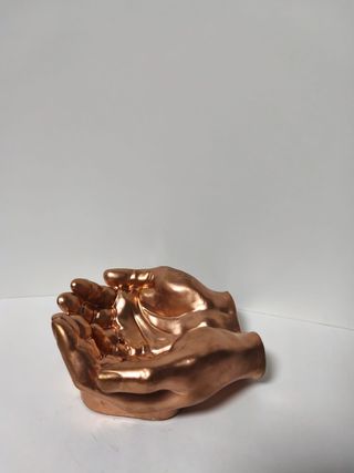 Cuenco Manos Bronce Decorativo