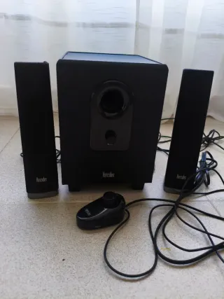 Sistema Altavoces 2.1.Hercules Subwoofer 40W.