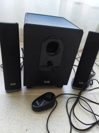 Sistema Altavoces 2.1.Hercules Subwoofer 40W.