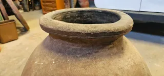 Tinajas antiguas de barro