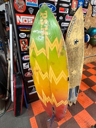 Tablas de surf vintage PUKAS y PSM