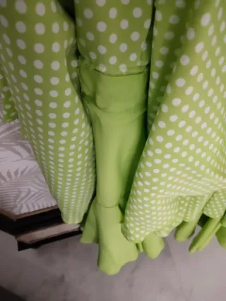 Traje de flamenca verde lunares