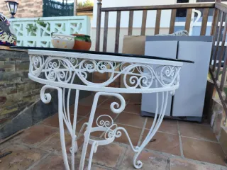 Tavolo in ferro battuto e vetro con 4 sedie