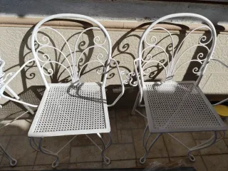 Tavolo in ferro battuto e vetro con 4 sedie