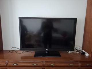 Televisión LG Negra (No Smart)