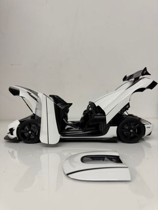 Autoart Koenigsegg Agera RS 1:18