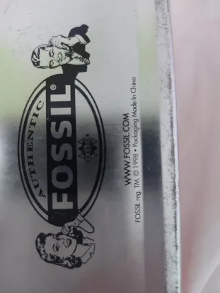 Caja vintage Fossil años 90