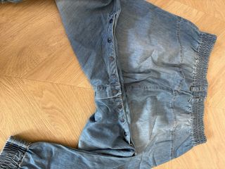 Pantalón vaquero mujer con corchetes