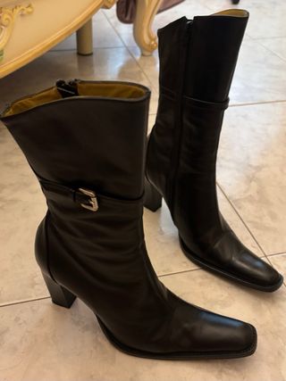 Stivali in vero cuoio modello texano