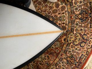 Twin surfboard, 5'10'', 30,1 L.