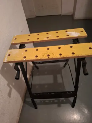 Mesa de trabajo plegable