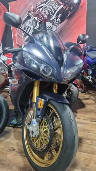 YAMAHA R1 MODELO ¨SP¨