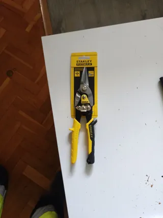 Tijeras chapa Stanley Fatmax