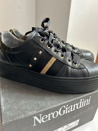 Nero Giardini Sneakers Nere Tg 38