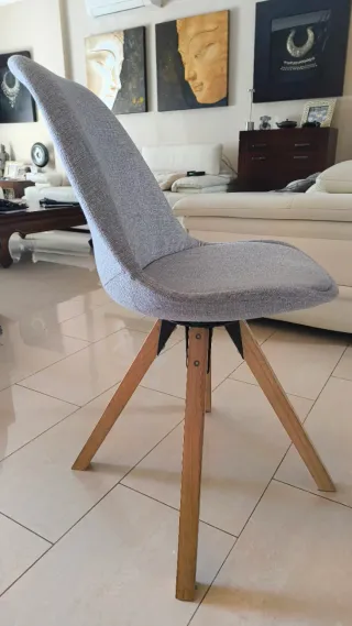 Silla giratoria nórdica Jysk gris