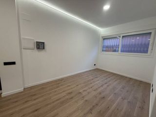 Piso en venta en Creu de Barberà en Sabadell