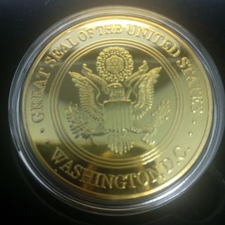 LOTE 2 MONEDAS CONMEMORATIVAS EN ESTUCHES