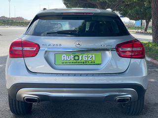 Mercedes-Benz GLA250 2015