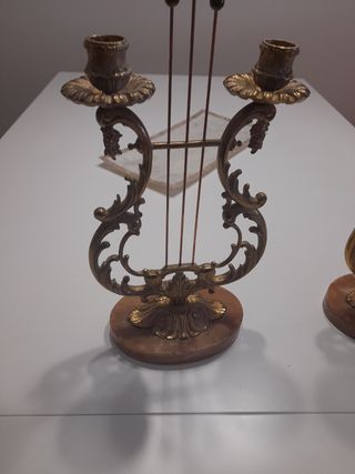 Candelabros antiguos metal y madera