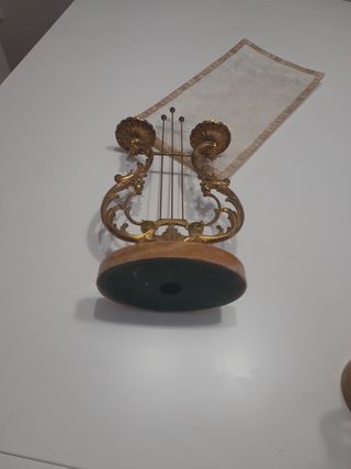 Candelabros antiguos metal y madera