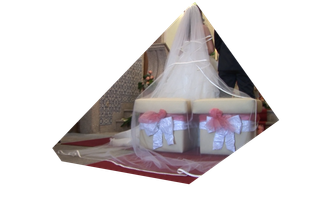 Vestido de noiva com véu