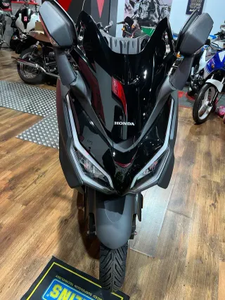 HONDA FORZA 125