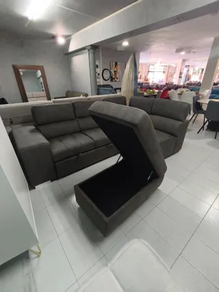 Sofá cama cheslong con puff