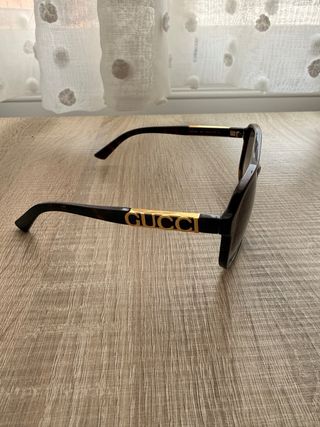 Gafas de sol Gucci Marrones y Doradas