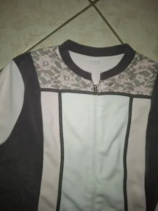 Maglia pile grigia e rosa taglia L