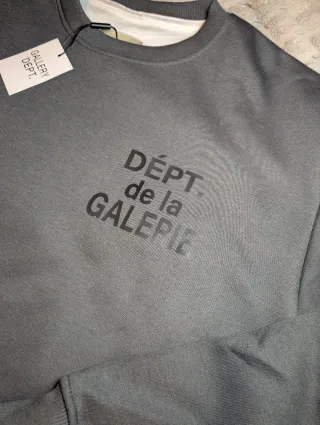 Sudadera Gallery Dept. Gris