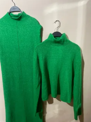 Vestido de punto Zara verde talla L y el jersey S
