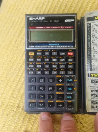 Calculadora SHARP antigua