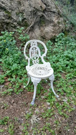 Silla de aluminio estilo Victoriano