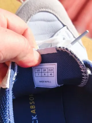 Zapatillas Lois Blancas y Azul Marino