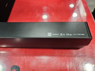 Barra de Sonido Samsung Soundbar HW-B530.