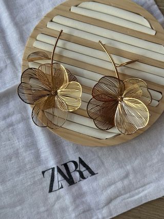 Pendientes Zara Flor Dorados