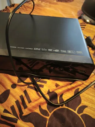 Reproductor DVD SEG Y Blu-ray PHILIPS.