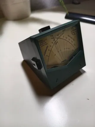 Medidor SWR y Potencia DAIWA CN520