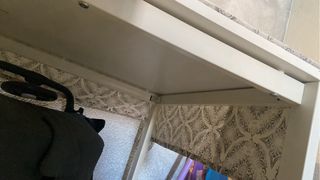 Mesa comedor blanca aluminio IKEA, incluye cristal
