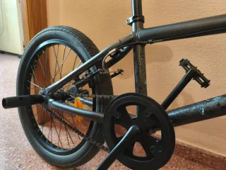 Bicicleta B'TWIN BMX Wipe 20"