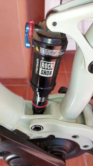 Bicicleta Eléctrica Giant Stance e 29er con 1100km