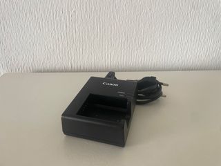 Cámara Canon EOS 4000D Negra