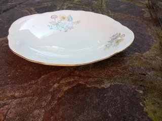 Insalatiera Richard Ginori con decoro floreale