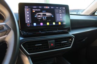 SEAT Nuevo León SP 2.0 TDI 110kW DSG Style Go