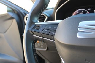 SEAT Nuevo León SP 2.0 TDI 110kW DSG Style Go