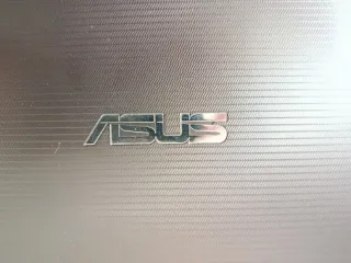 Portátil ASUS ""LEER BIEN""